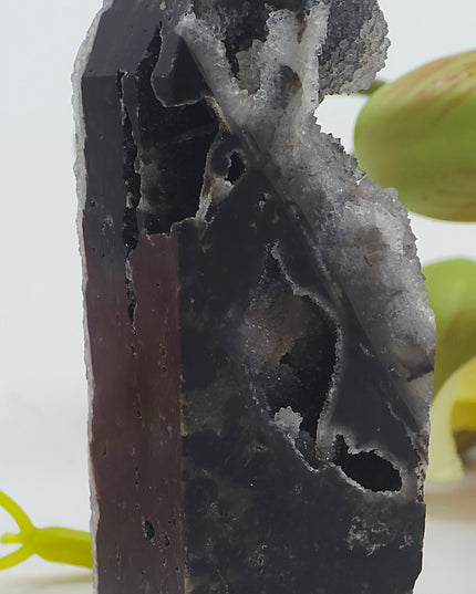 Black chalcedony towers
