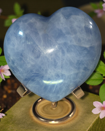 Blue calcite heart