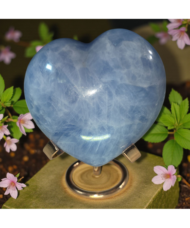 Blue calcite heart