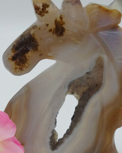 AGATE UNICORN FREESTANDING CARVINGS