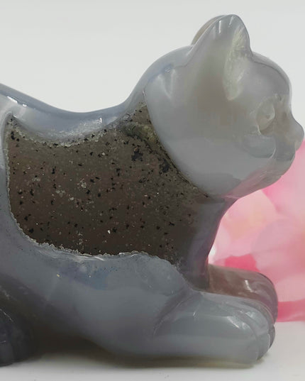 Agate sitting cat crystal carving