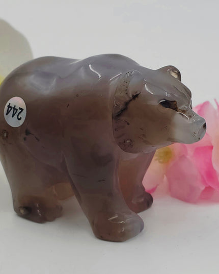 Agate bear carvings