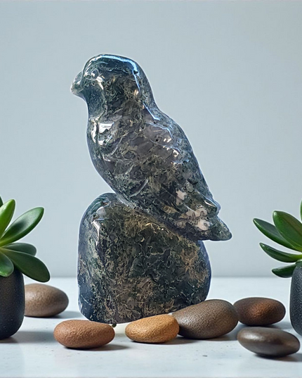 Moss agate bird