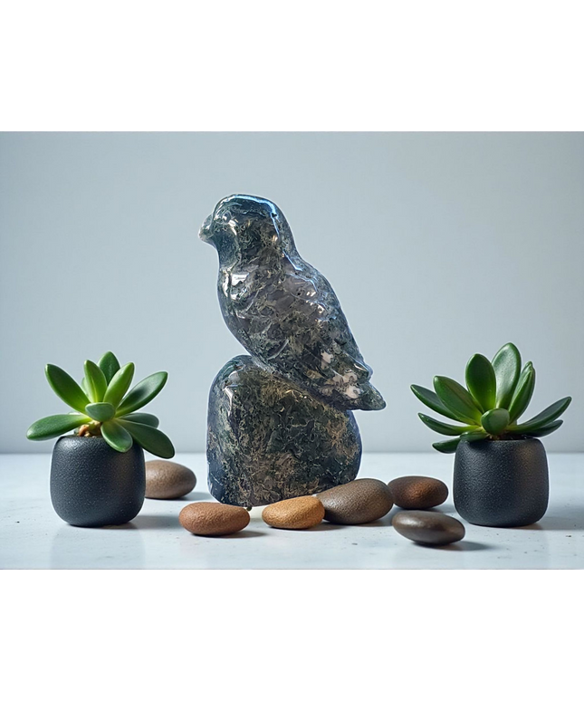 Moss agate bird