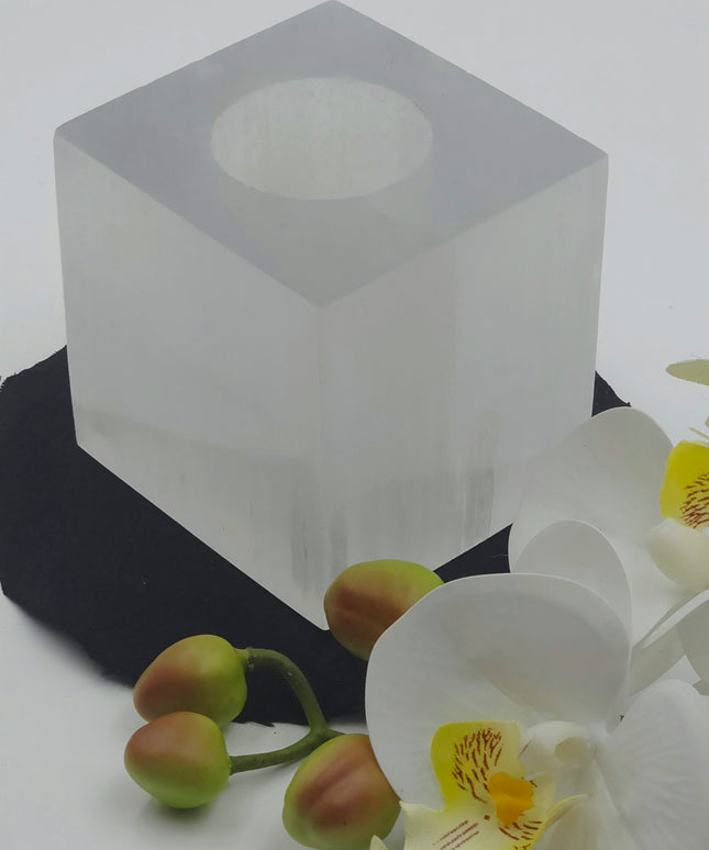 Salenite candle/sphere holders