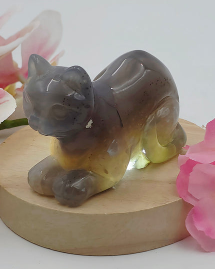 Agate sitting cat crystal carving