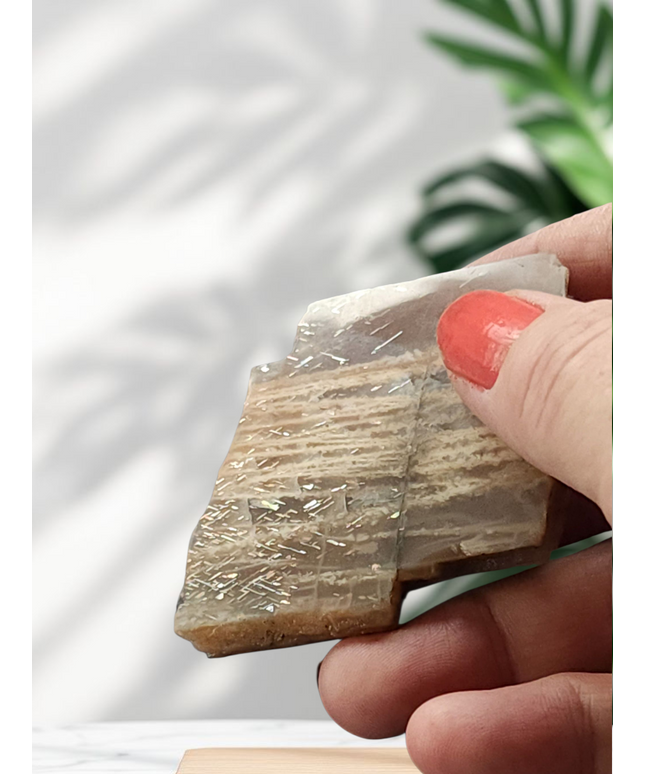 Rainbow Sunstone lattice