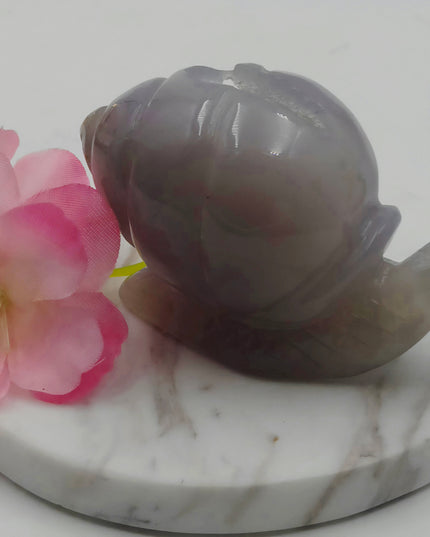 Agate snail carving