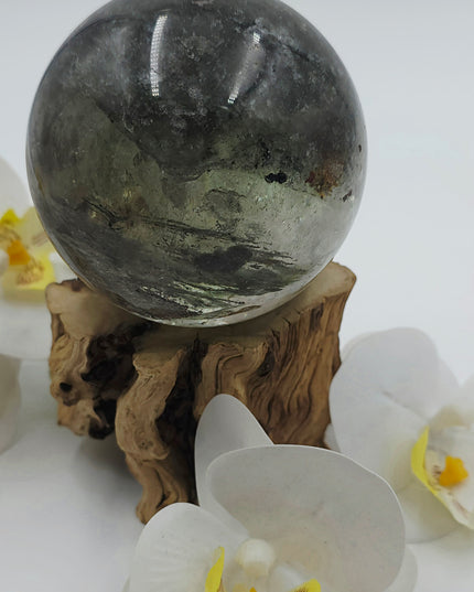 Included garden quartz sphere Xl