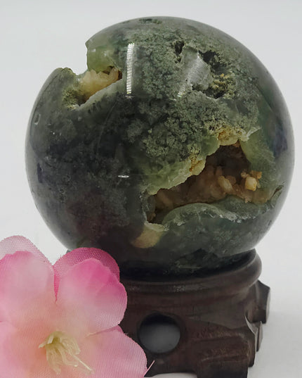 Prehnite and moss sphere