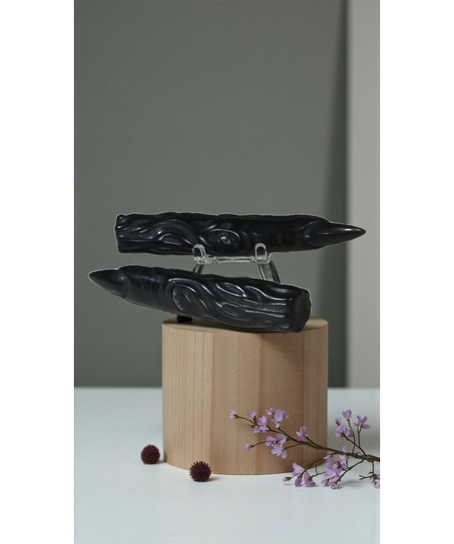 Obsidian witch fingers