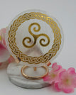 Celtic knot gold