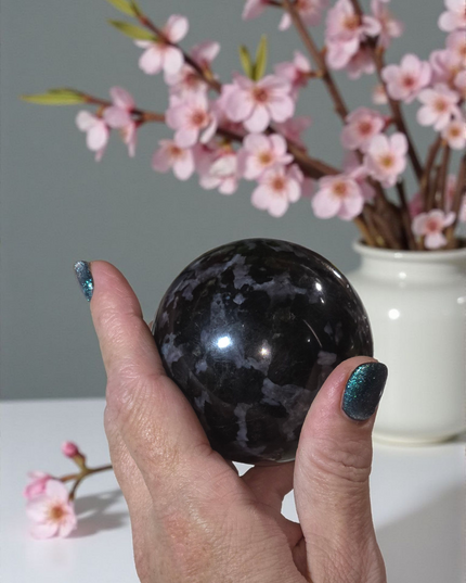 Mystic merlinite sphere