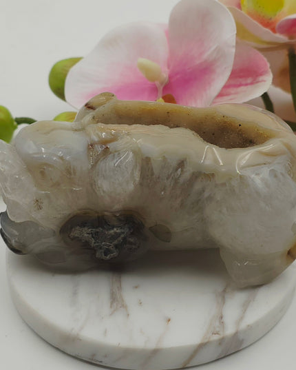 Chinese dragon agate carving