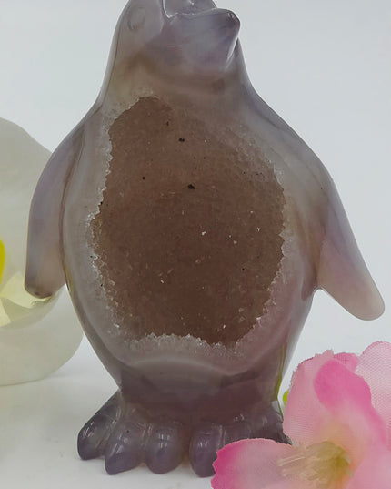 Agate penguin carvings