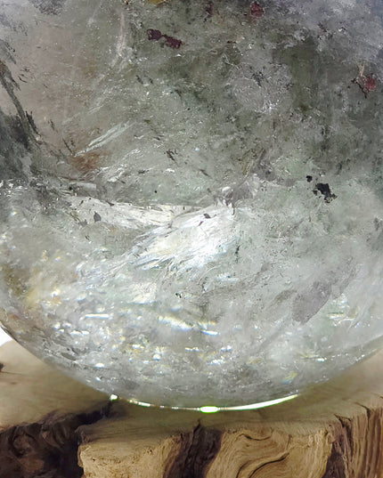 Included garden quartz sphere Xl