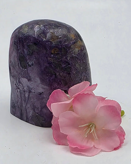 Charoite freeforms