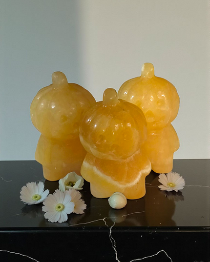 Banded calcite Pumpkin babies